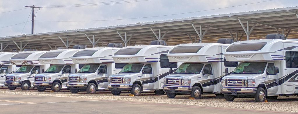 Photo Tripping America - Best RV Shows - Outdoorsy