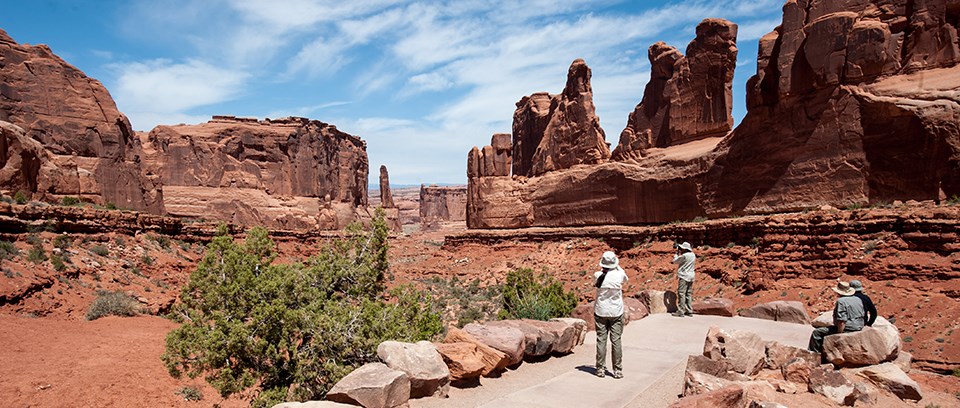 The Ultimate Travel Guide To Moab Utah Outdoorsy Com