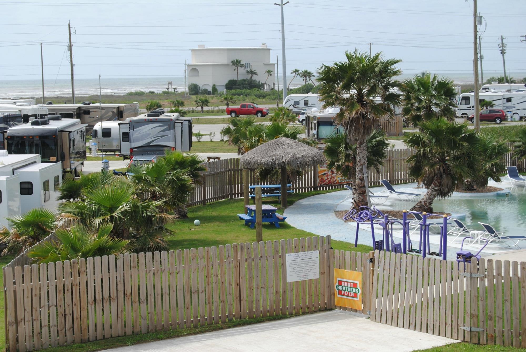 Jamaica Beach RV Resort – The Ultimate Review 2022 | Outdoorsy.com