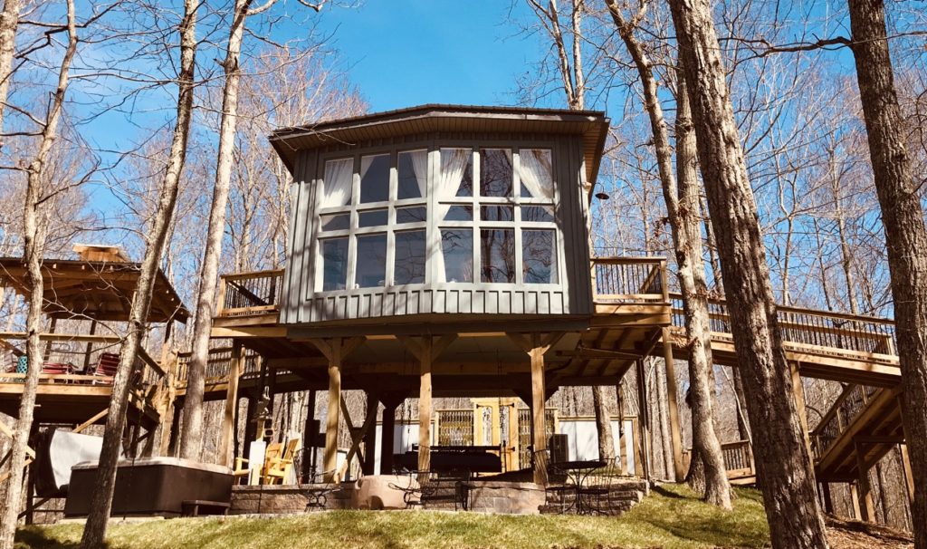 tree house rentals in tennessee