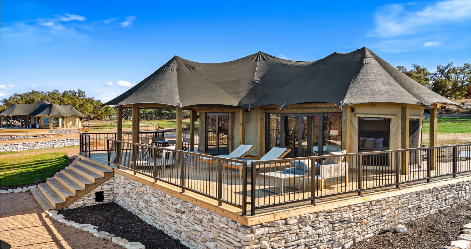 romantic-getaways-in-texas-hill-country-outdoorsy